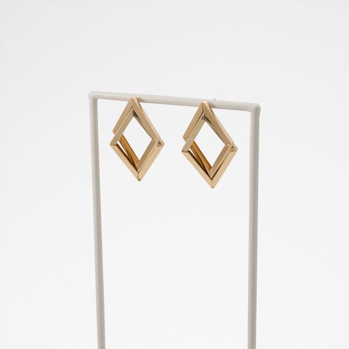 Brincos longos em dourado - YASMIN