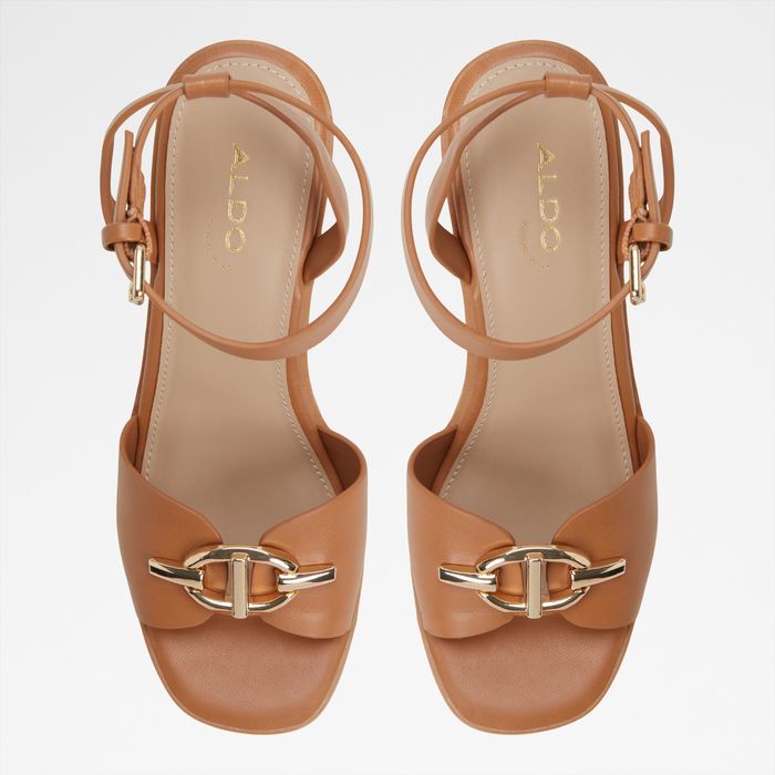 Sandalias de cuña en coñac - YBYLIN
