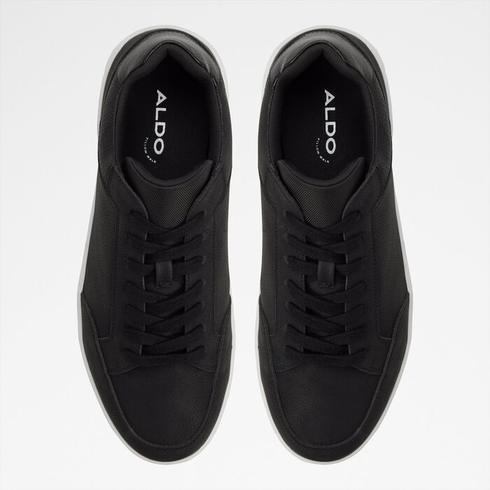 Zapatillas en negro - ZAIDEN