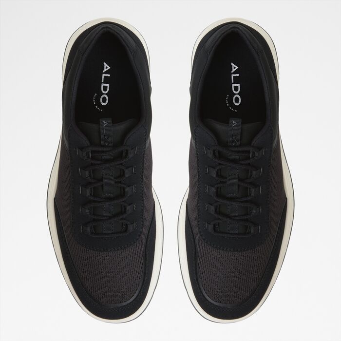Zapatillas en negro - ZAVIER