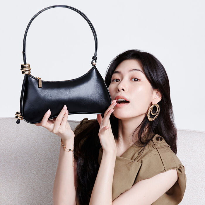 Bolso de hombro en negro - AMELLIE