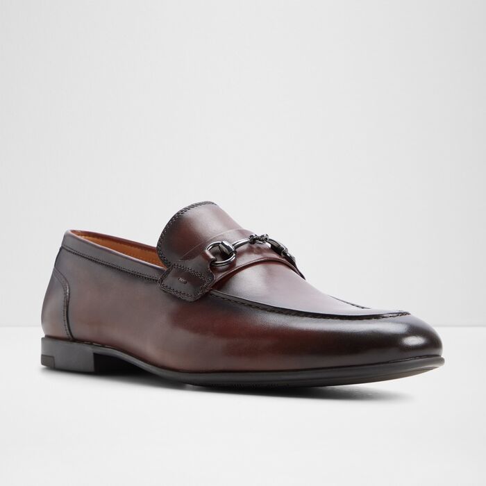 Mocassins em pele castanho - MARVIN