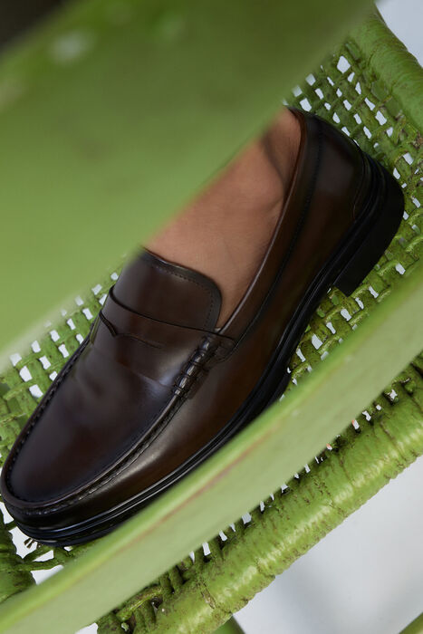 Mocassins em pele castanho - TUCKER