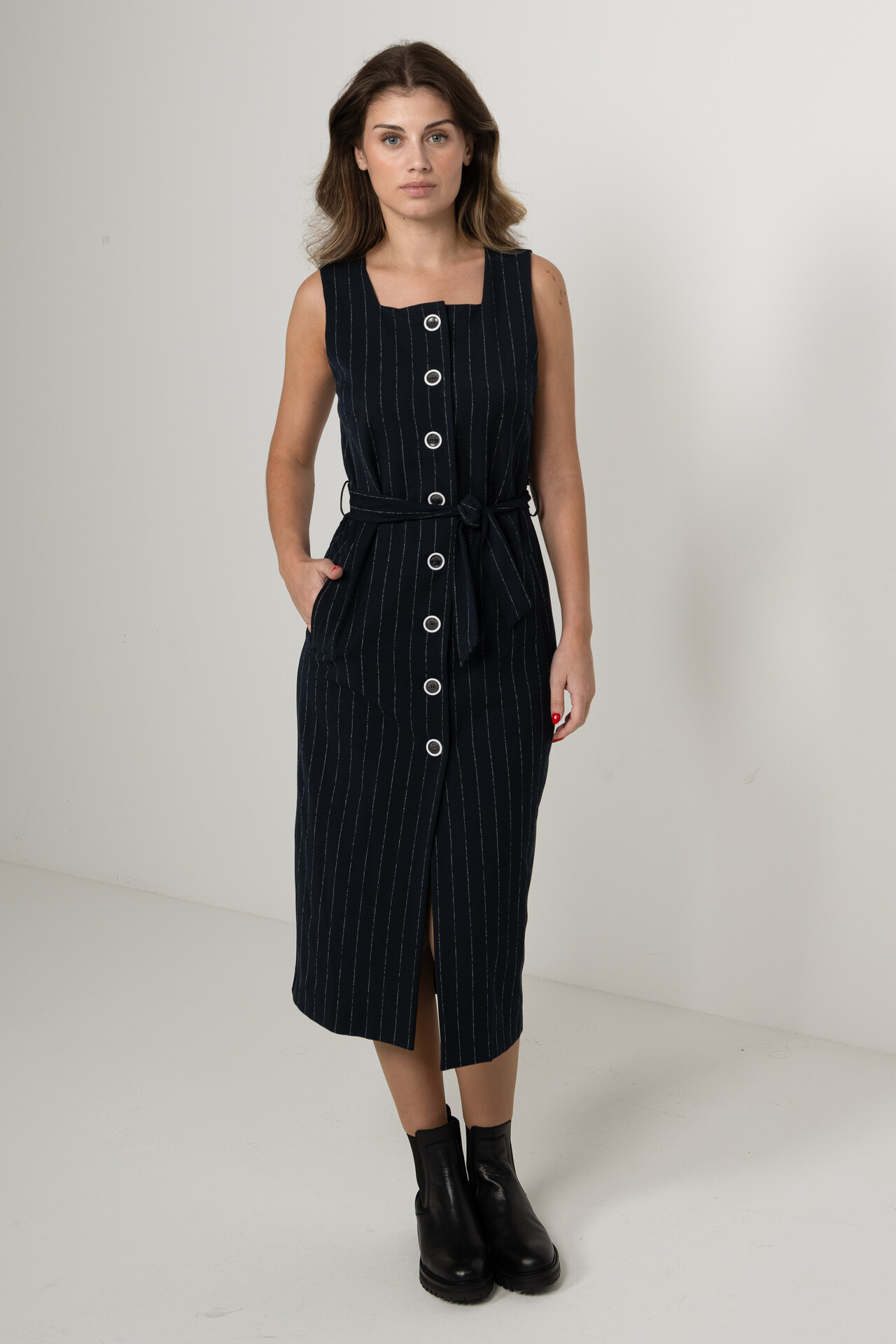 VESTIDO MIDI CINTADO