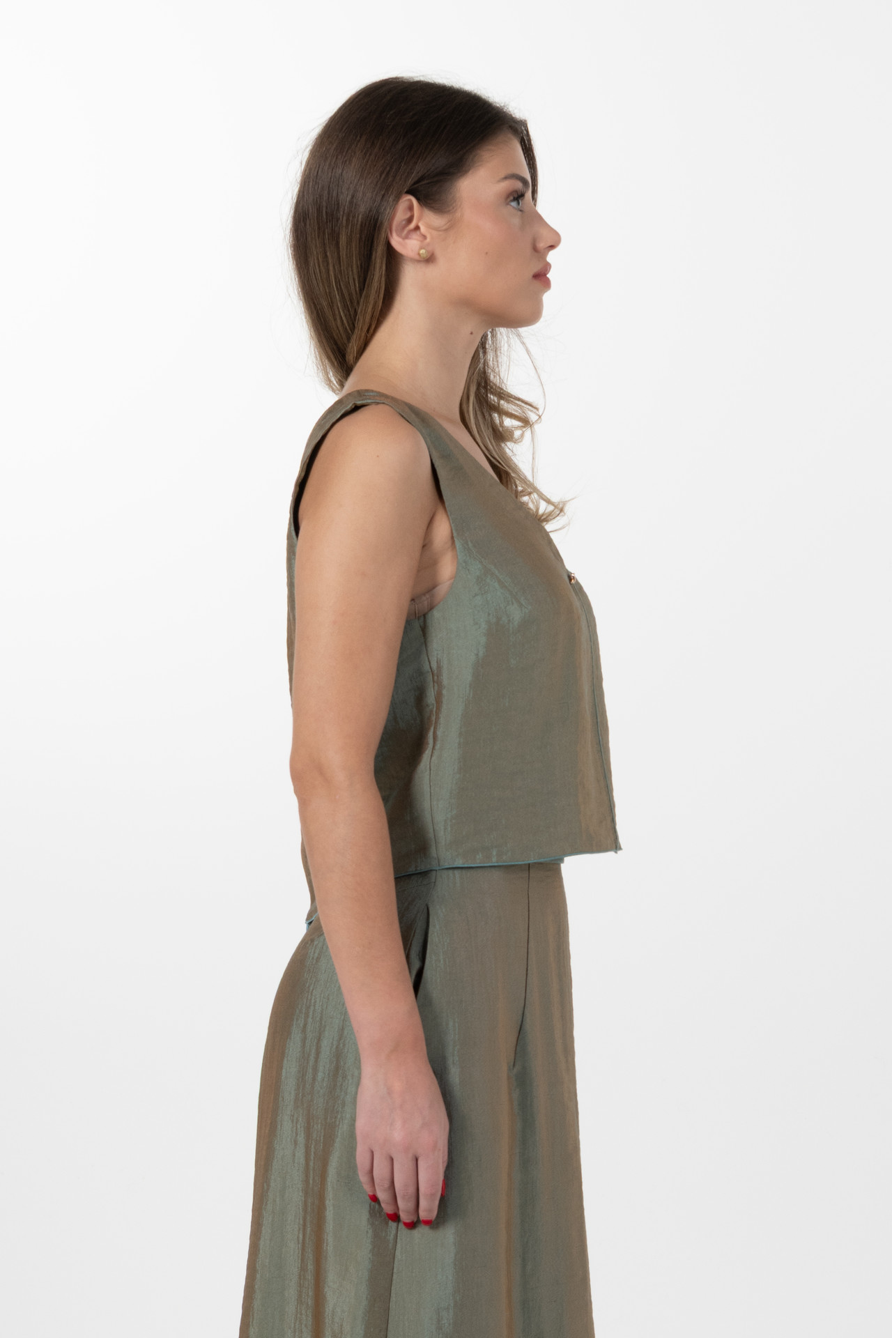 TOP DE ORGANZA COM EFEITO BICOLOR