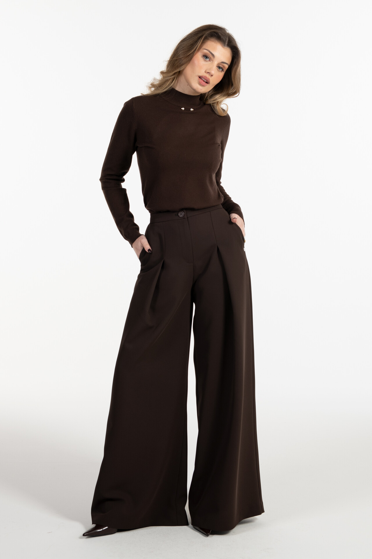 TAILORED TROUSERS