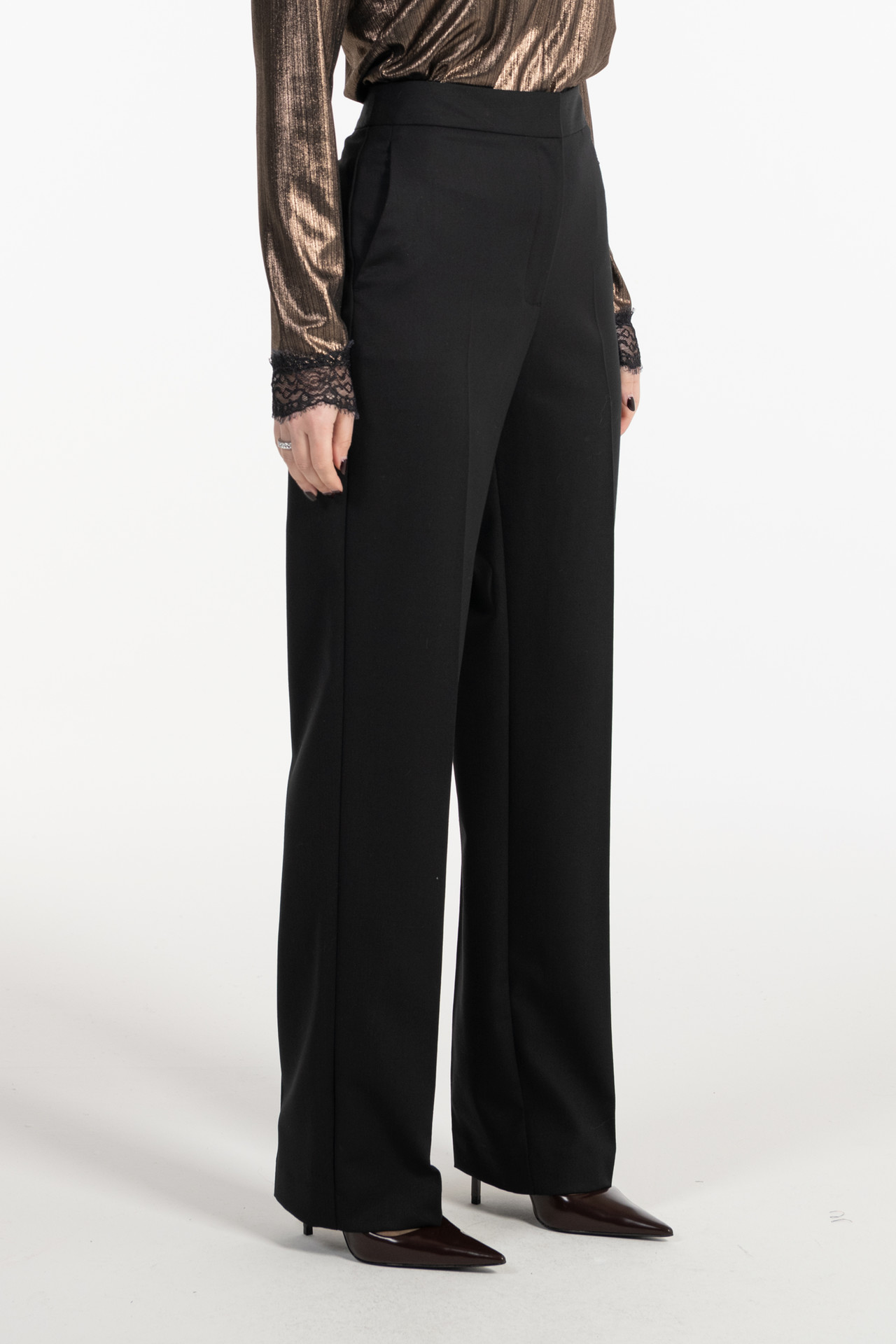 STRAIGHT-LEG TROUSERS
