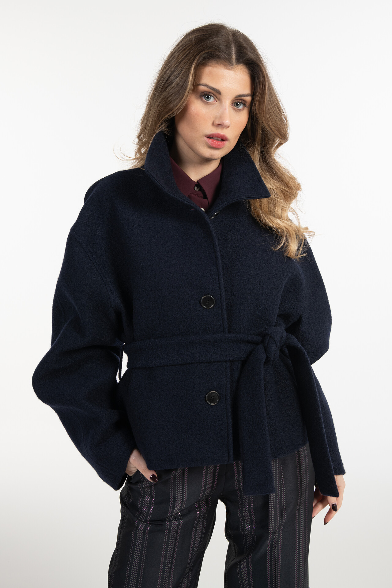 CROPPED OVERSIZED BELTED JACKET