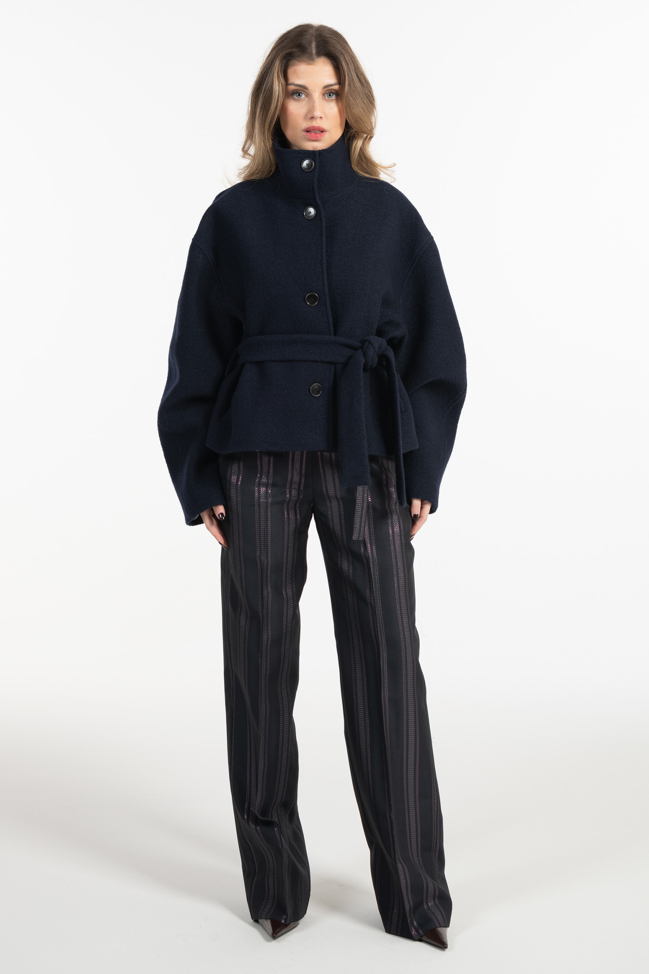 CROPPED OVERSIZED BELTED JACKET