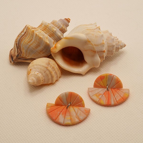 acessorios bijuteria artesanal brincos pequenos laranjas da coleção of the sea, modelo 6