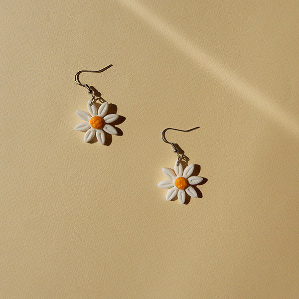 Brincos pendentes - Daisies Breeze