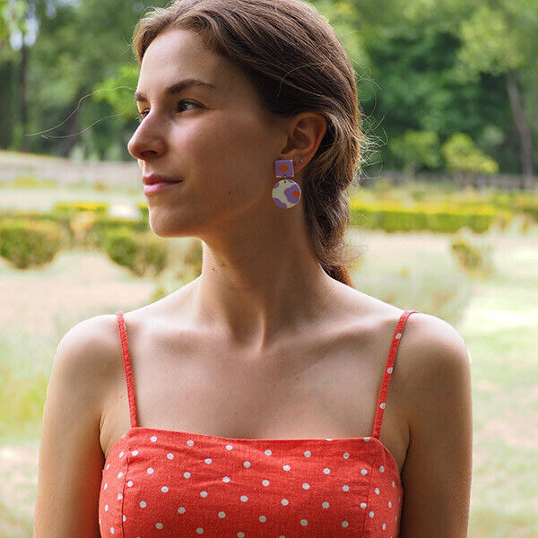 Brincos pendentes artesanais lilases summer twist
