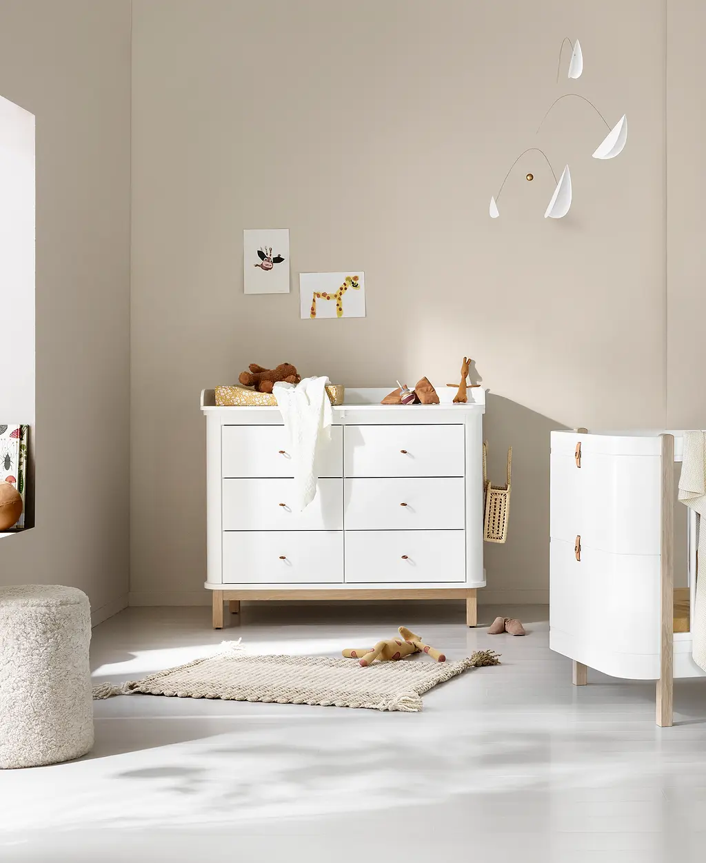 Cómoda Wood 6 gavetas c/ Trocador