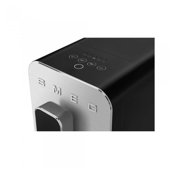 Máquina de Café Smeg BCC02BLMEU