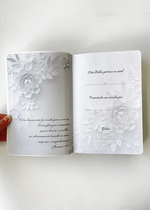Biblia Sagrada (NAA) Casamento