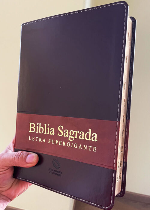 Biblia Sagrada (NAA) Letra Super Gigante - Castanho c/ Indice