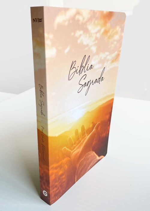 Biblia Sagrada (NVI) Brochura Céu Iluminado