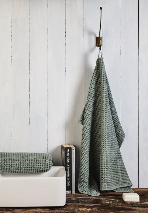 Granite Green