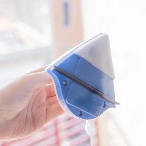 Limpa-vidros magnético Klinduo InnovaGoods  Limpeza fácil e eficaz de  superfícies de vidro até 8mm