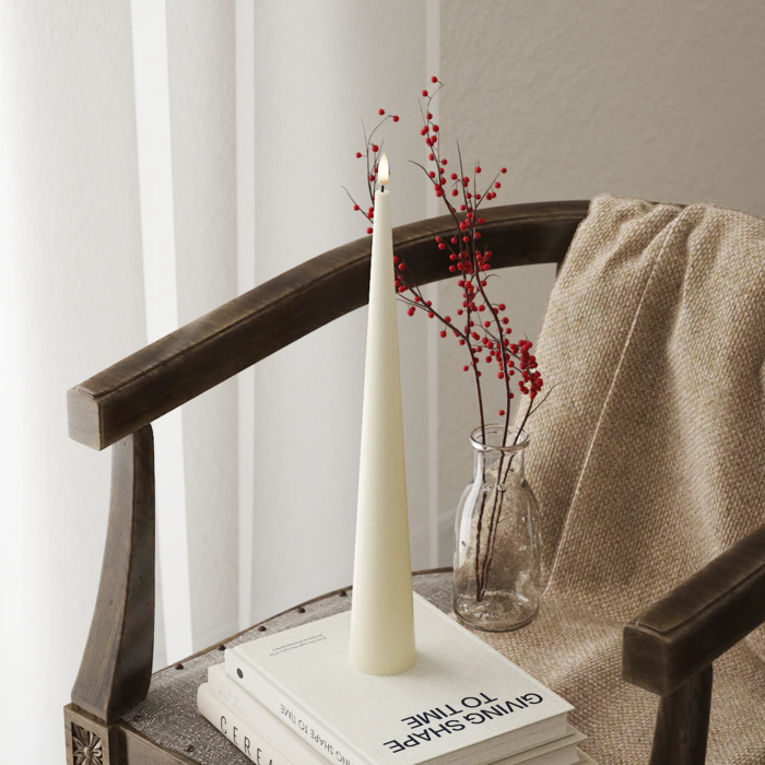 Cone candle creme 38cm