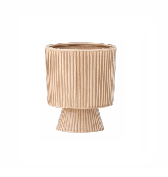 Vaso Ayleen, Nature