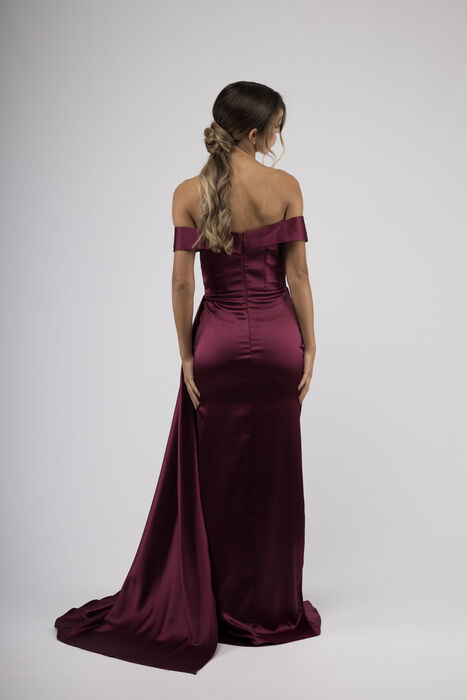 Vestido Comprido em Cetim