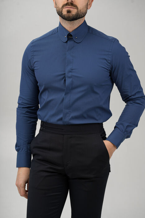 Camisa com Barra no Colarinho