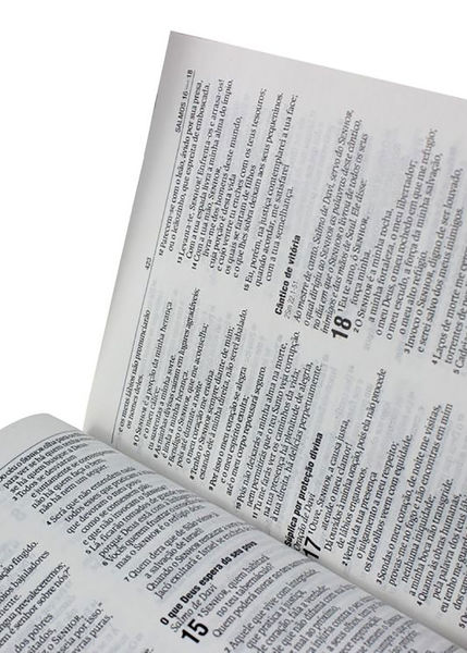 Biblia Sagrada (NAA) Capa Brochura Árvore