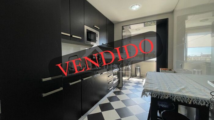 T2+1 Totalmente Remodelado | São Mamede de Infesta, Matosinhos