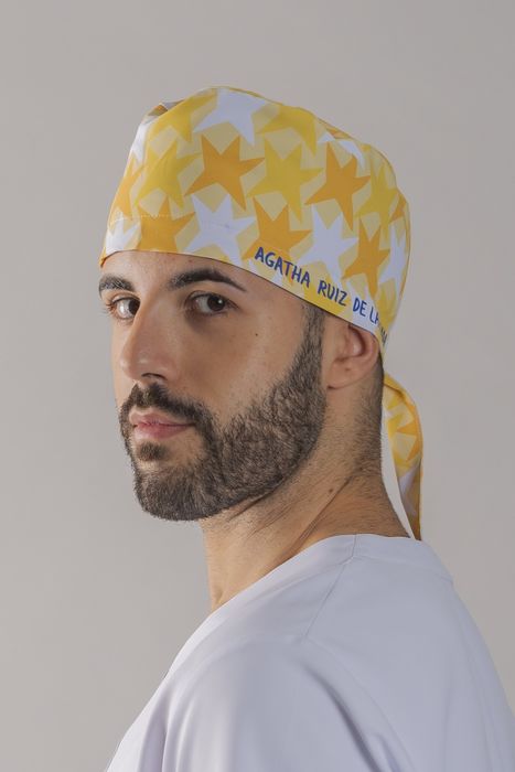 Touca Cirúrgica Estampada de Fitas em Microfibra