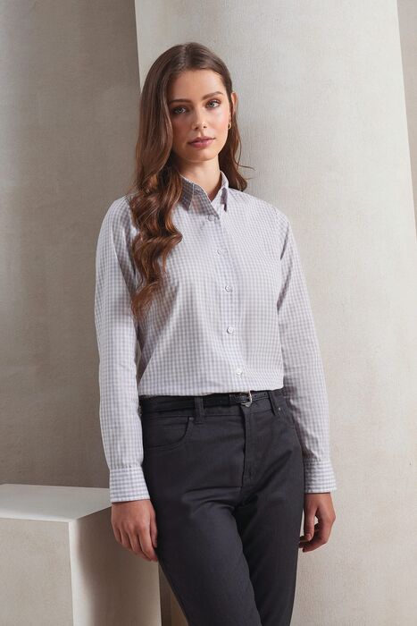 Camisa Feminina aos Quadrados em Popelina