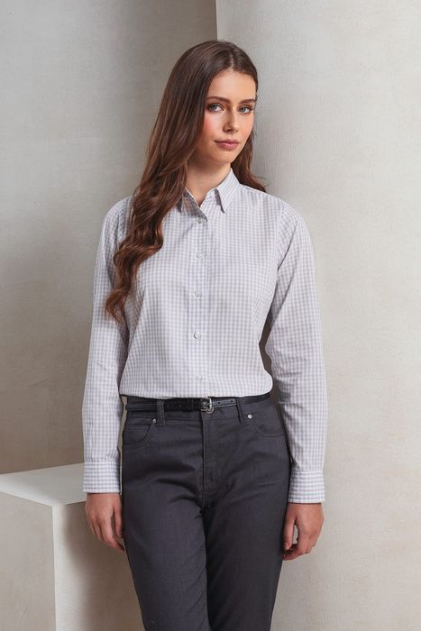 Camisa Feminina aos Quadrados em Popelina