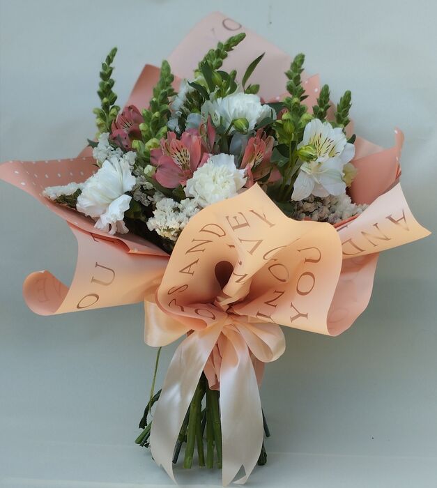 bouquet delicado. Flores para oferecer a alguém especial.