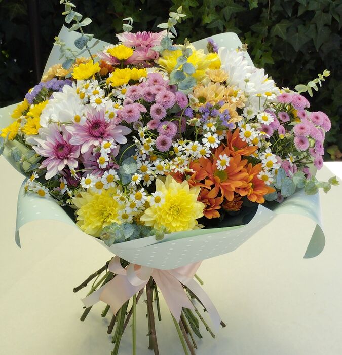 Ramo de flores campestre