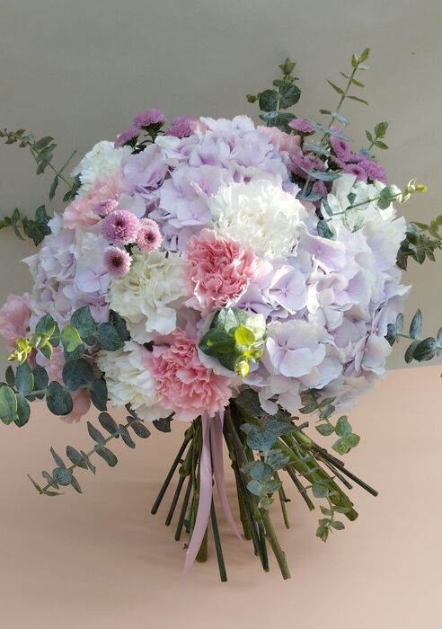 Bouquet redondo de hortenses bloom