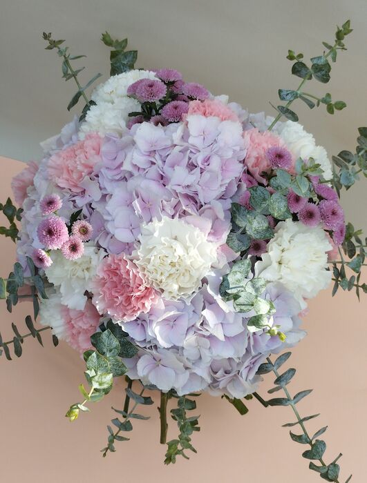 Bouquet redondo de hortenses bloom