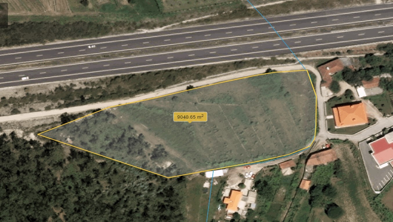 Land for sale in Barcelos, Portugal — €270,000