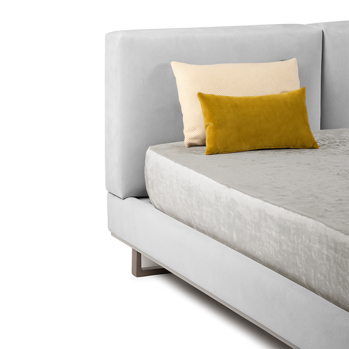 Perigee Bed by HDL – upholstered bed in velvet with a two-panel headboard and square lacquered metal legs. Handcrafted in Portugal for hospitality and contract interiors.