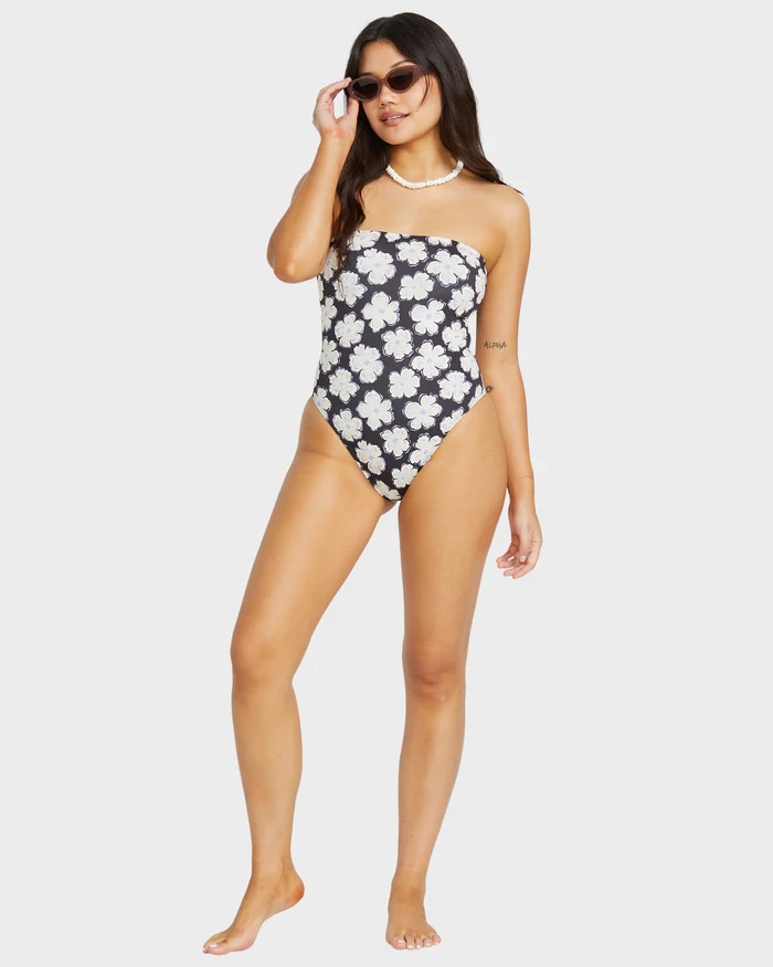 FATO BANHO BILLABONG (W) WHAT A BABE TULLY