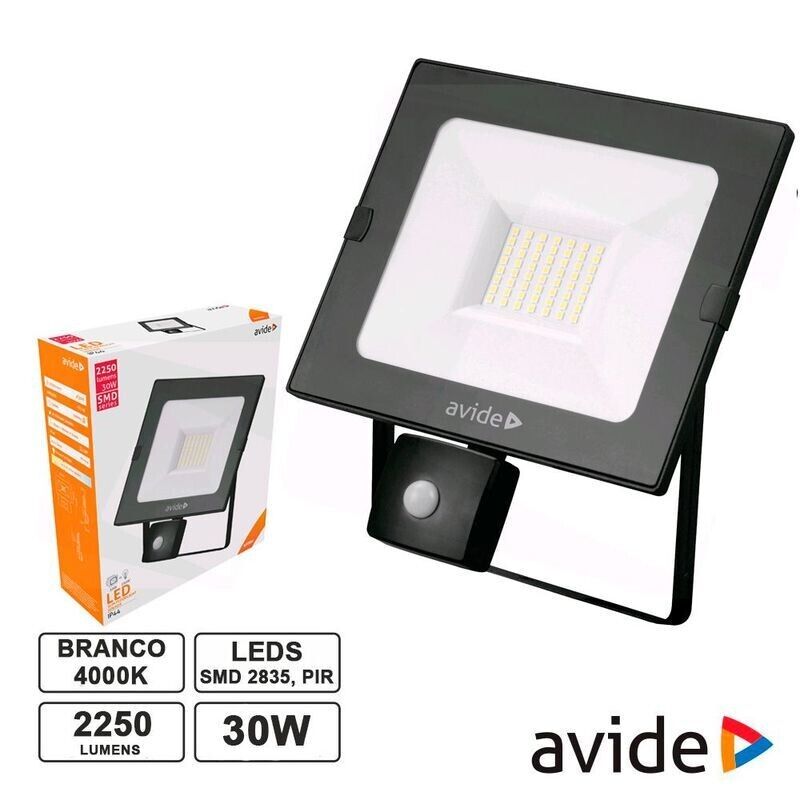 Projetor LED 30W C/ Sensor 4000K 2250lm IP44 Preto AVIDE