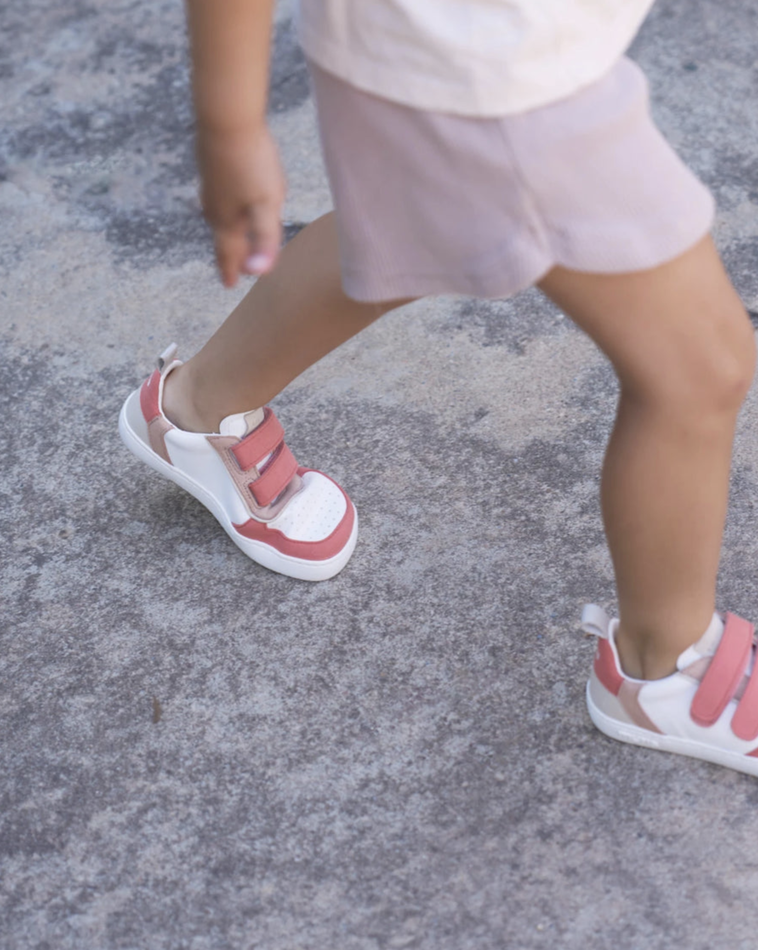 Muris Petra Junior Coral Pink 