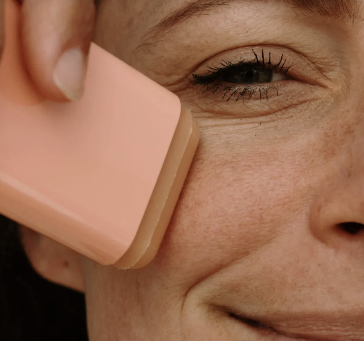  Stick Solar Invisível SPF 50 - Monjour 