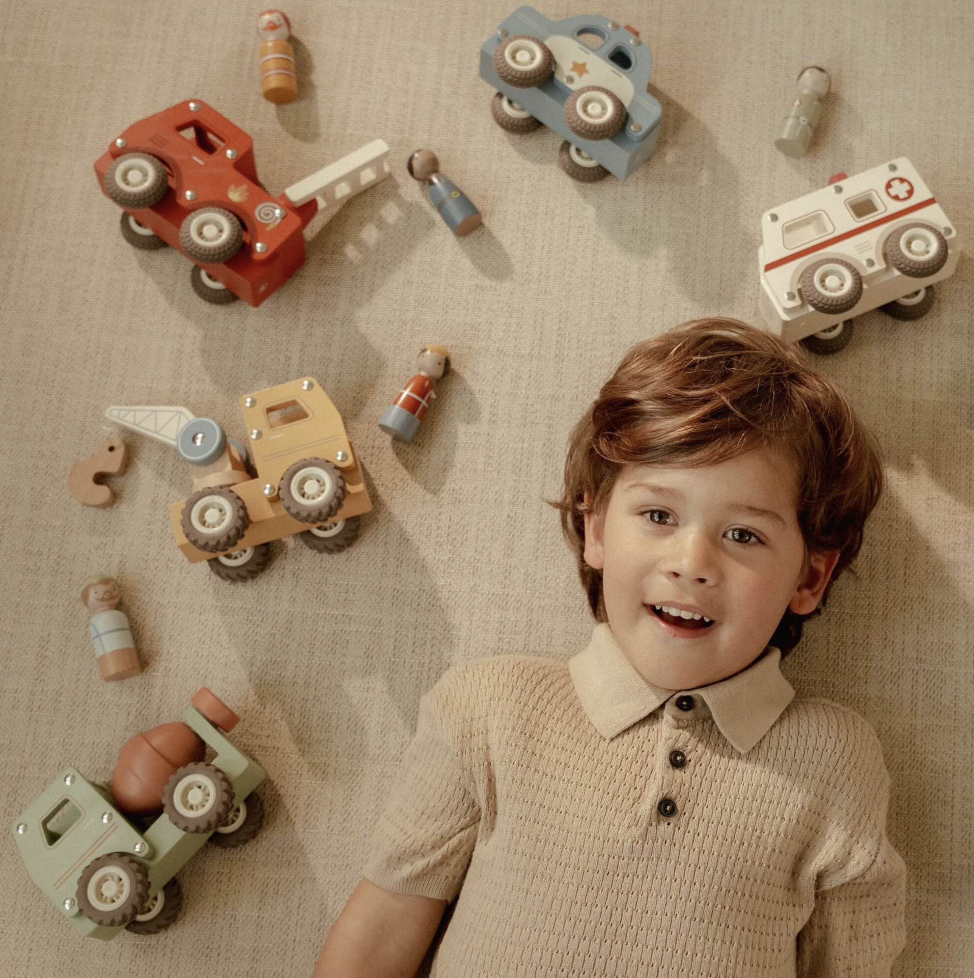 Camião de Bombeiros Brinquedo de Madeira FSC - Little Dutch