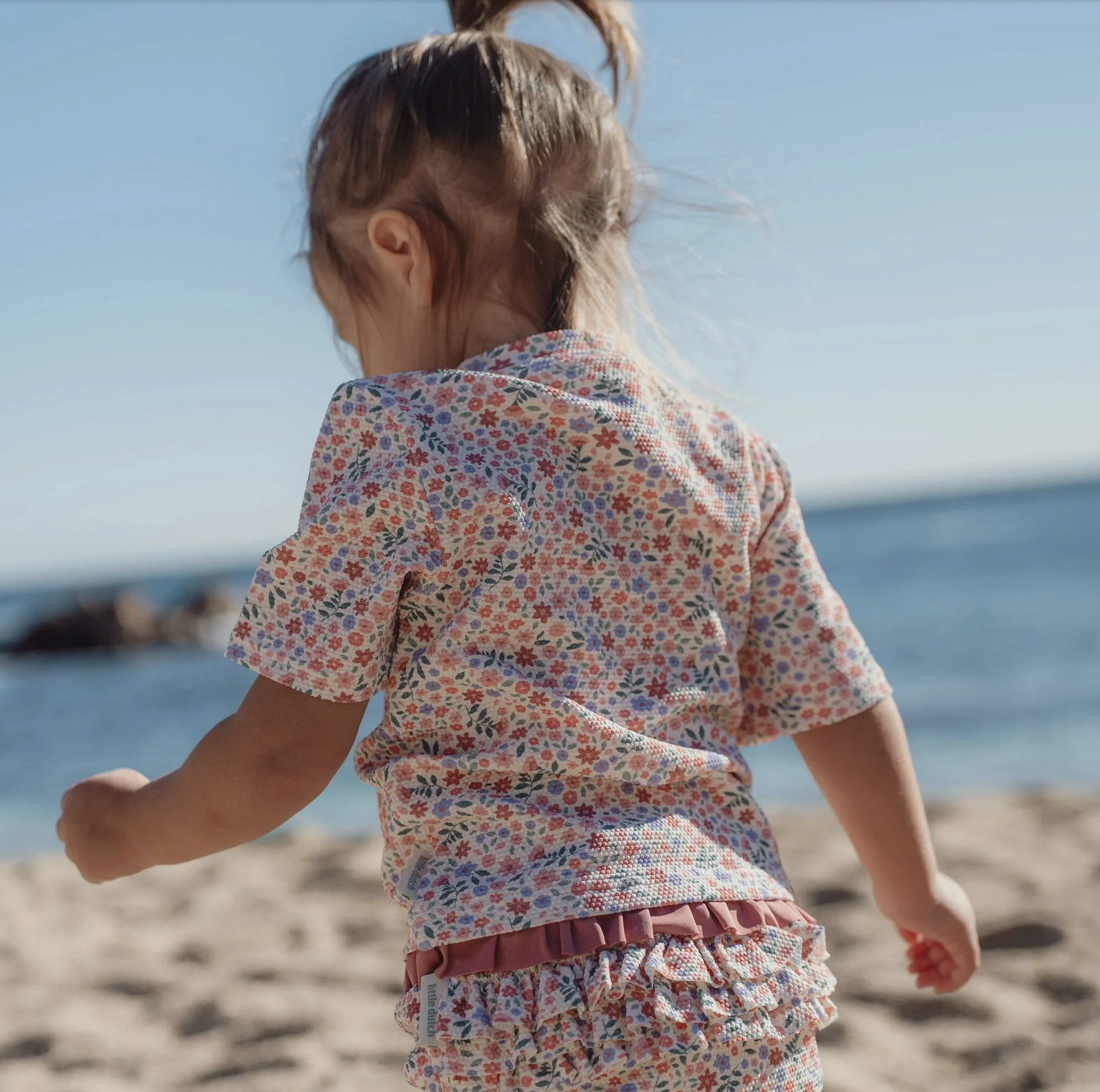 Camisola de Banho Short Sleeve Floral Print - Little Dutch