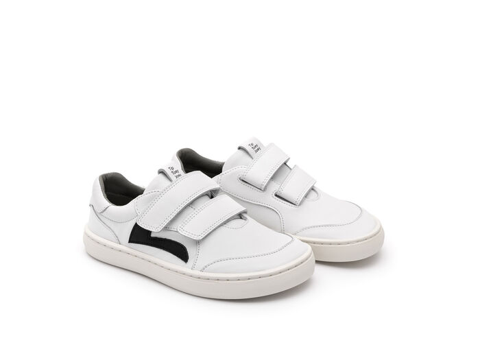 Landy White/Black - Tip Toey Joey