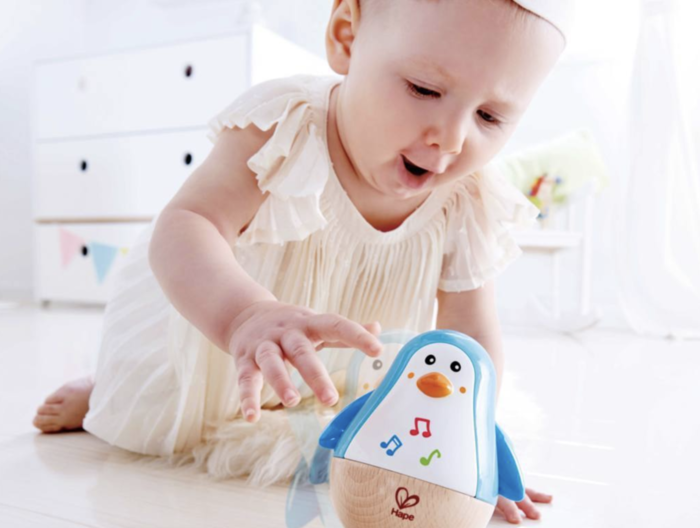 Pinguim Musical Wobbler - Hape