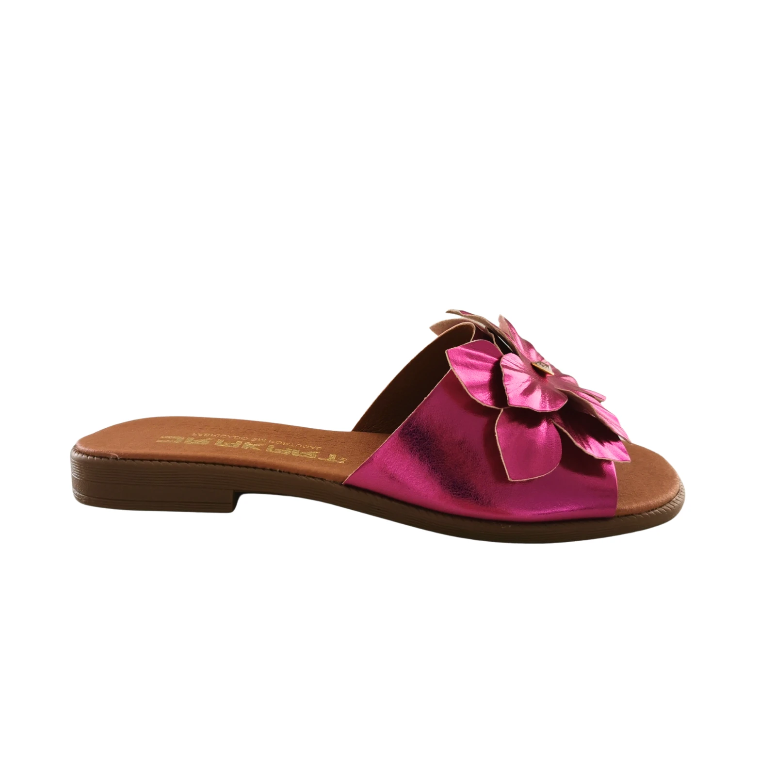 Chinelo Flores