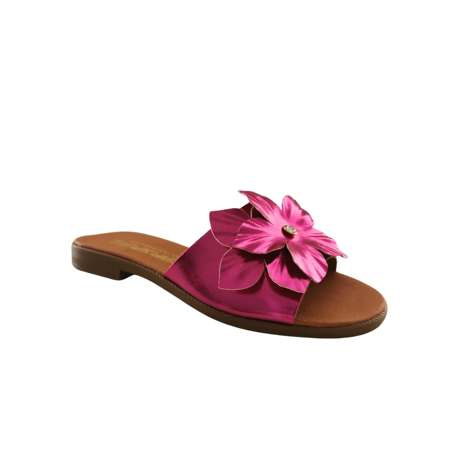 Chinelo Flores
