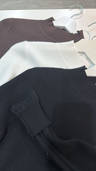 CAMISOLA PÊLO POR DENTRO CANELADA - PRETA