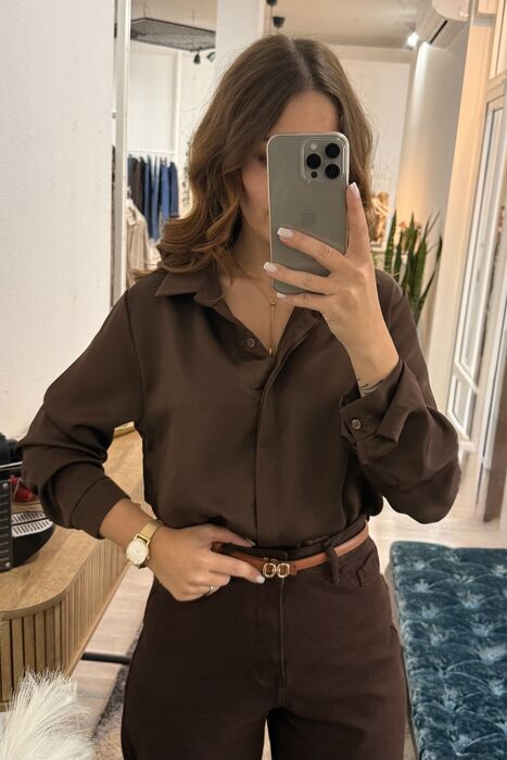 CAMISA ACETINADA - CASTANHO